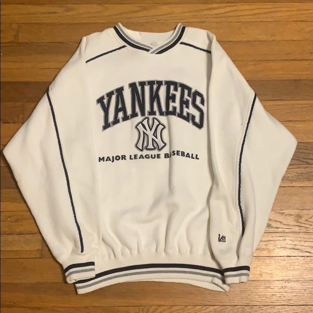 Lee Sports Yankees Sweatshirt